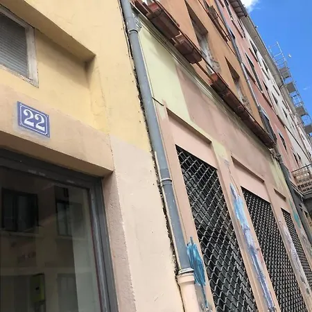 Mini 12m2, Lyon4, Centre Croixrousse, 2prs דירה *